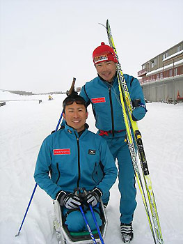 [写真]新田選手と久保選手