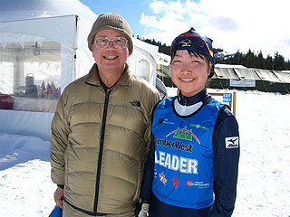 [写真]前田会長と太田選手