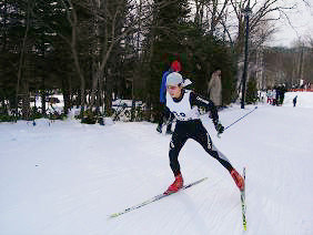 [写真]横山寿美子選手の力走