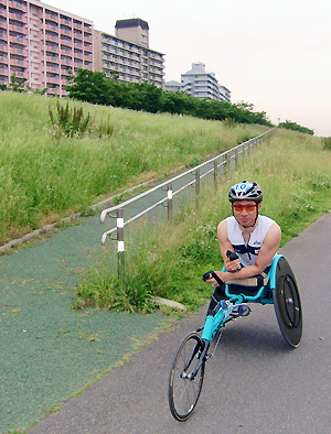 [写真]久保恒造