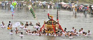 [写真]お神輿