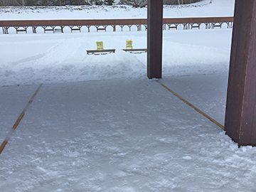 [写真]雪の積もった射場の様子