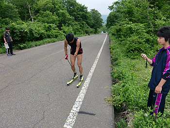 [写真]渡辺君と新田佳浩選手