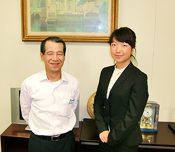 [写真]林社長と太田渉子