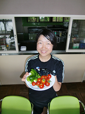 [写真]おばあちゃんからの差し入れの野菜