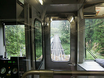 [写真]電車から見える山田線の線路