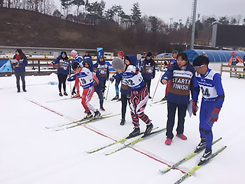 [写真]川除選手が出場した両腕障害LW7-7クラスのスタート