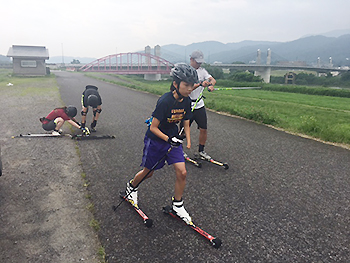 [写真]さあ出発です