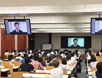 [写真]新田選手の授業