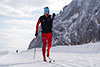 [写真]雪上スキートレーニングする新田佳浩選手
