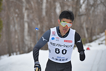 [写真]迫力の新田選手