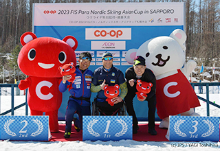 [写真]スプリント・クラシカル表彰式新田選手が2位！