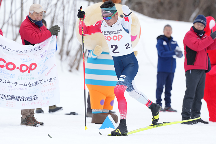 [写真]2位の新田佳浩選手