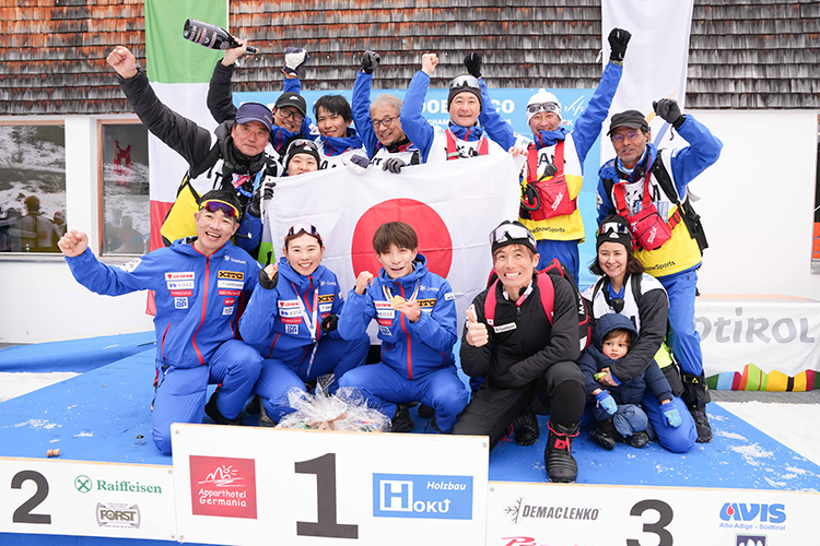 [写真]パラノルディックスキー日本チーム