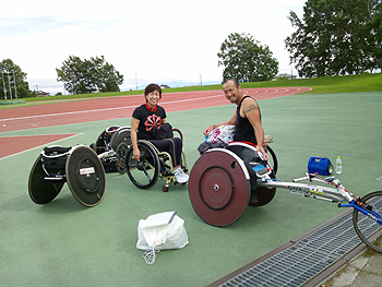 [写真]土田和歌子選手と副島正純選手