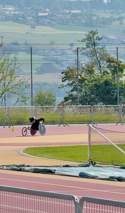 [写真]岸澤選手の事前調整の様子