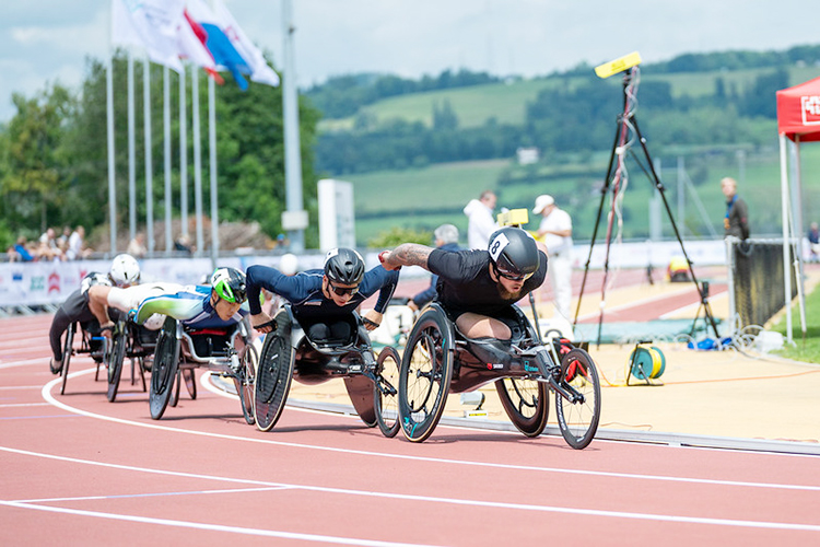 [写真]岸澤選手のレースの様子