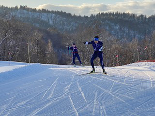 [写真]雪上トレーニングの様子