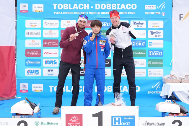 [写真]川除選手イタリア世界選手権10km種目優勝