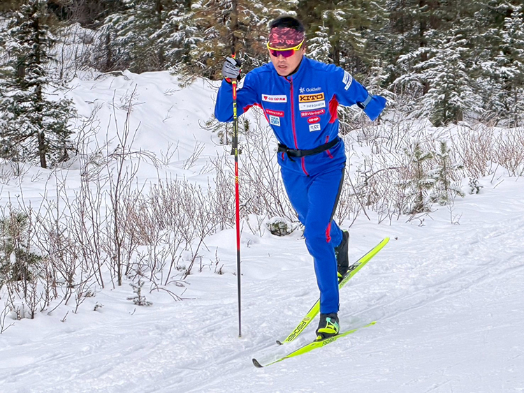 [写真]トレーニングする新田選手