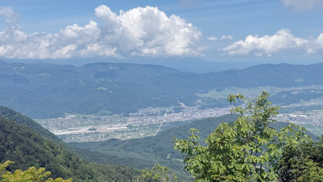 [写真]登山中の景色