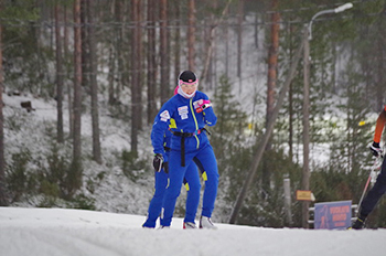 [写真]トレーニングに励む阿部選手