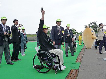 [写真]スターターの室塚さん