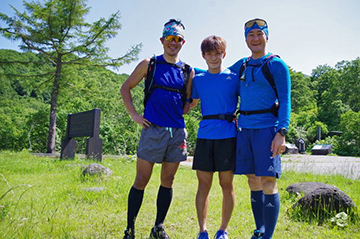 [写真]登山縦走出発前