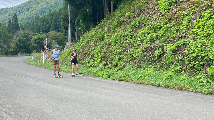 [写真]阿部選手と一緒に